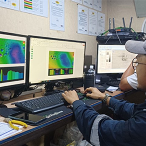 Bathymetry survey services